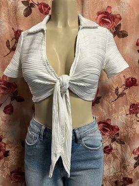 SHEIN White Ribbed Tie-Front Crop Top